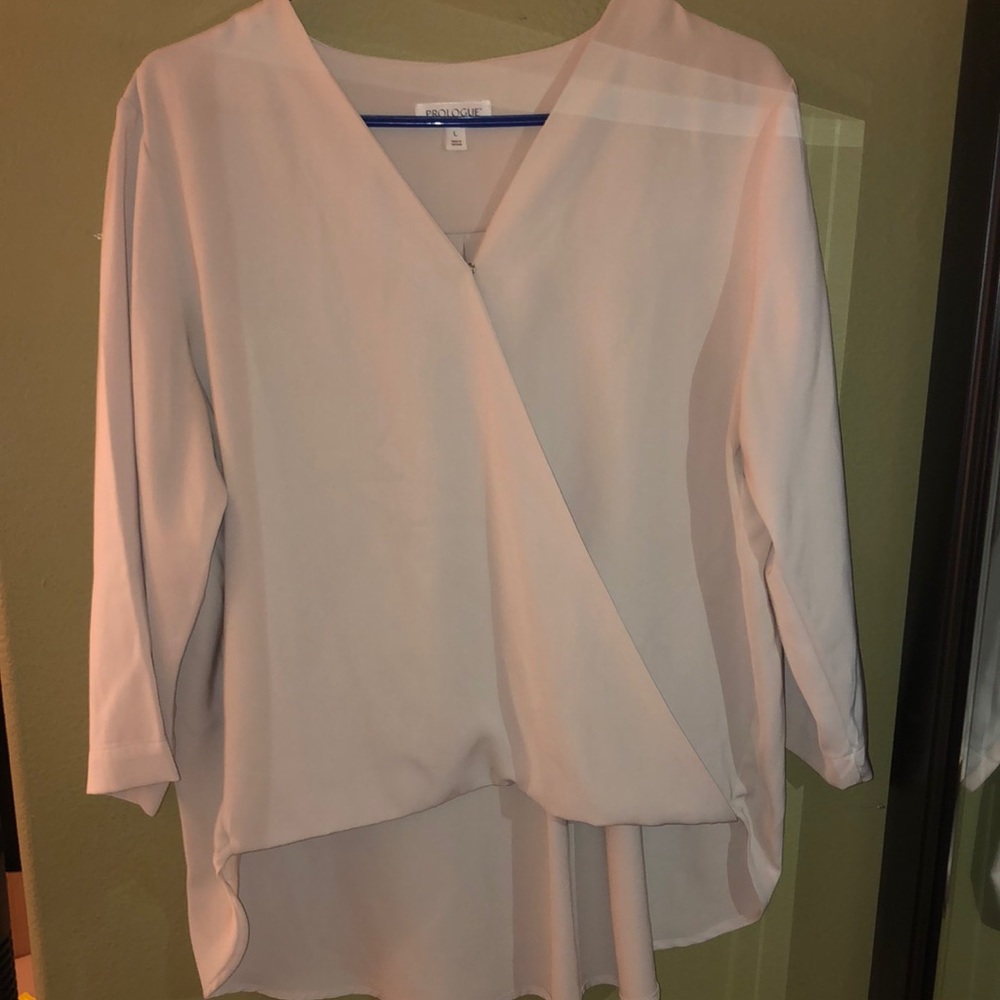 Beige Prologue blouse size large. Gently used.